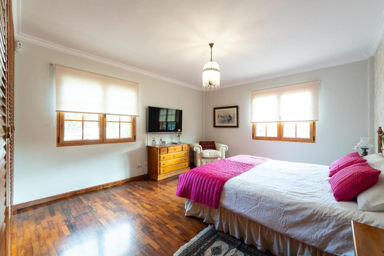 5Br Home - Pool Parking & Tennis Court Las Palmas de Gran Canaria Exterior photo